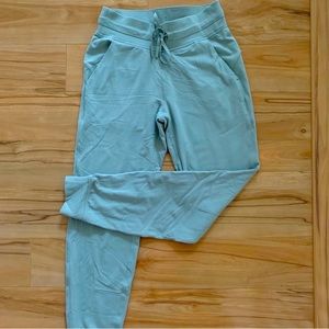 Lululemon Joggers - Sz 4 - Like New - Color: Silver Blue